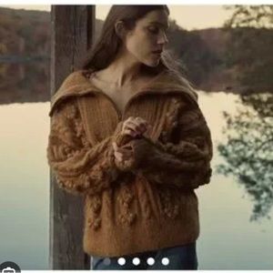 *Rare* Doen Lyon jumper